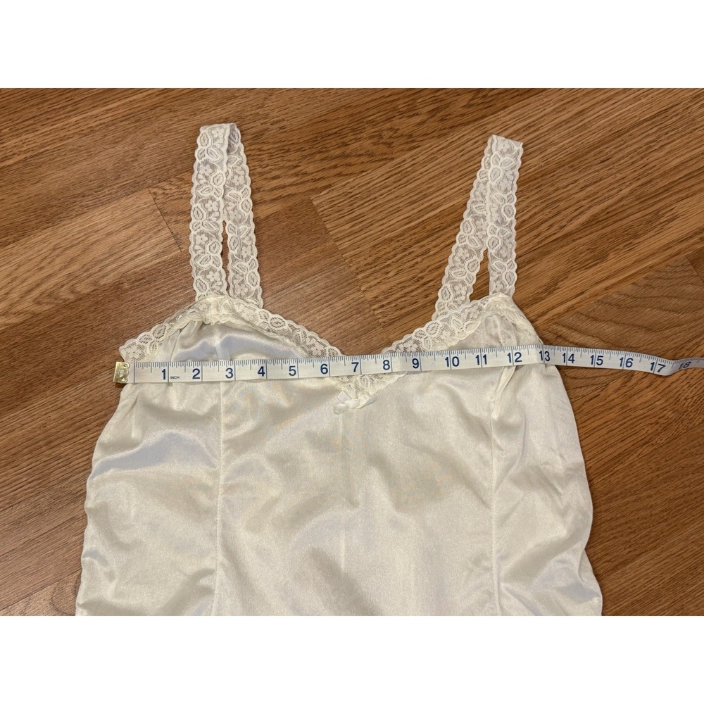 Vintage White Lace Trim Camisole Top Babydoll Fit Balletcore Coquette Sz SM/ MD - Picture 7 of 9